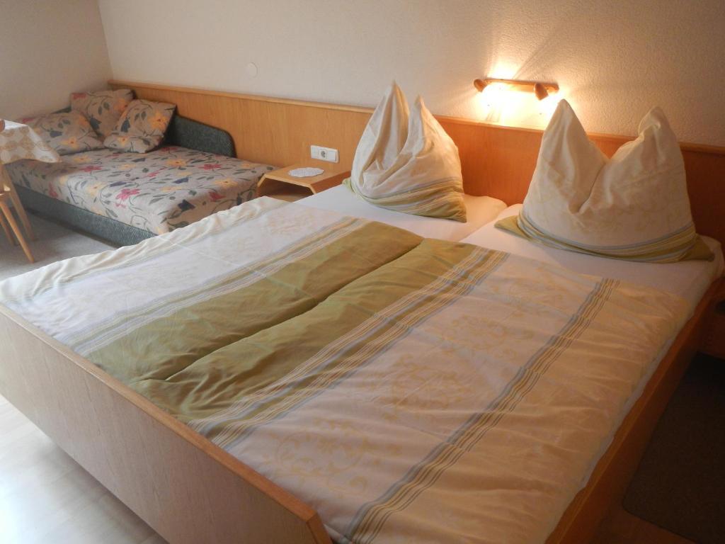 Ferienwohnungen Sutter Au (Vorarlberg) Room photo